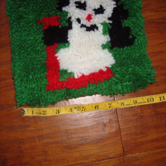 Handmade Christmas Latch Hook Wall Decor Snowmen Noel - Picture 4 of 5